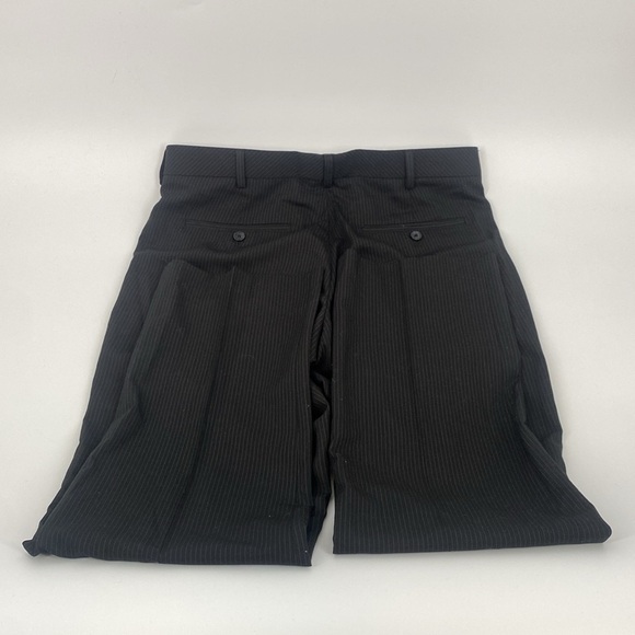 Men's Van Heusen Black Dress Pants - Picture 2 of 4
